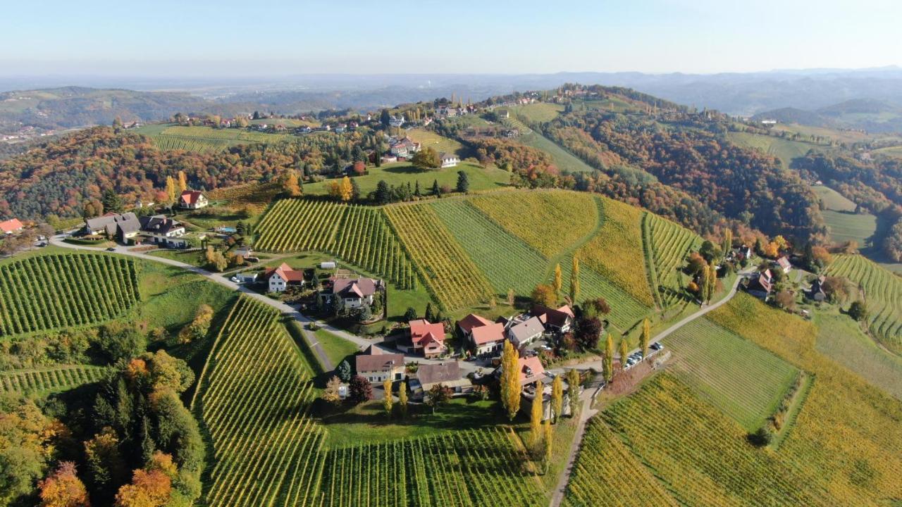 Gaestehaus Kaiser Kitzeck im Sausal Exterior photo
